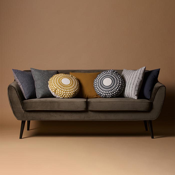 cutions_interior_design_2 قوانین استفاده از کوسن در دیزاین داخلی