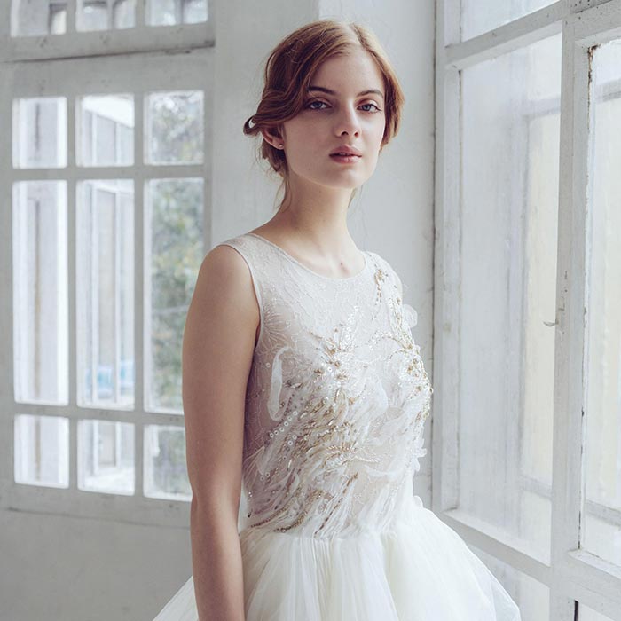 wedding_dress_57 بهترین مدل های لباس عروسی برای سیب یا مثلث معکوس