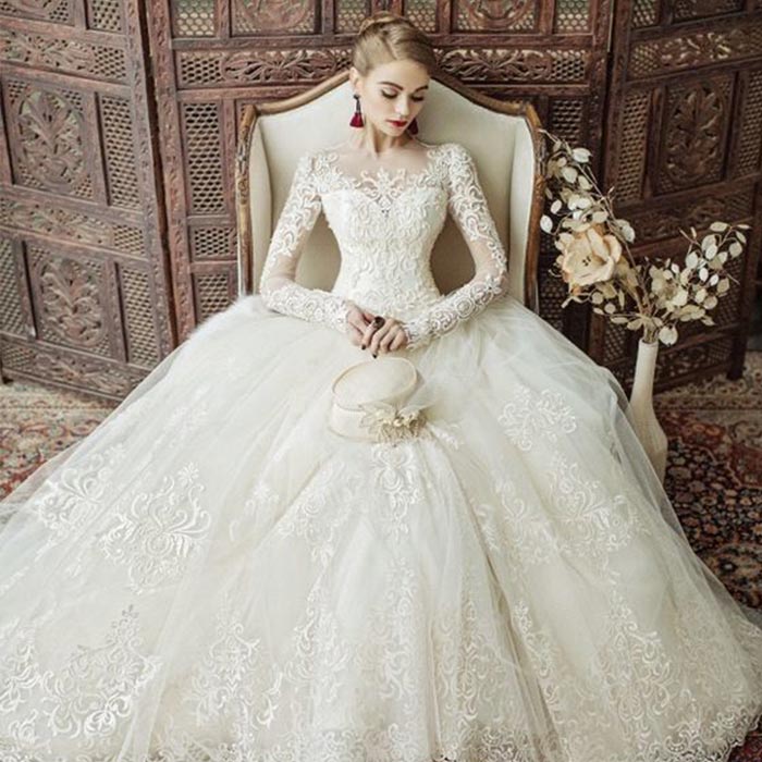 wedding_dress_68 ملکه ویکتوریا بهترین سیلوئت لباس عروس برای فرم بدن مستطیلی