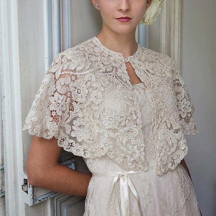 wedding_dress_74 نکاتی برای انتخاب بِهترین لباس عروس برای فرم های مختلف بدن