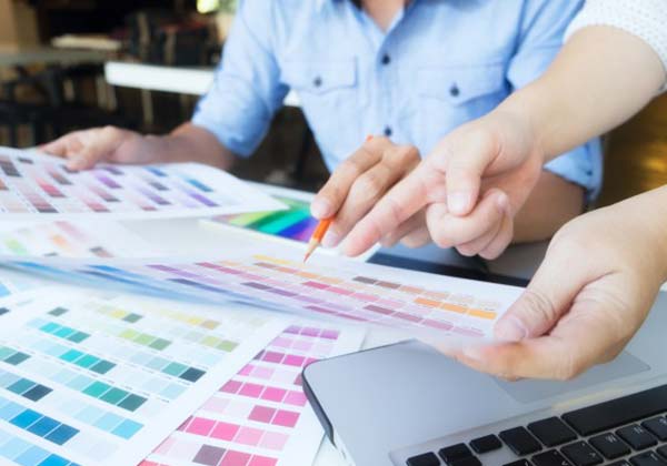 graphic_design_pouyaaچگونه یک گرافیست حرفه ای شویم؟ کارت گرافیک حرفه ای