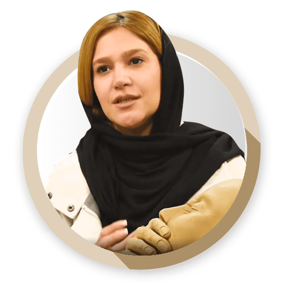 خانم سروناز محمودی